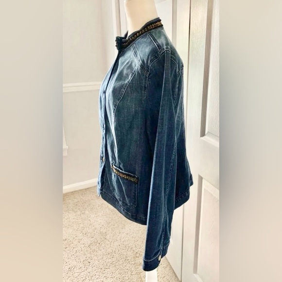 Chicos jean jacket woman’s size 2 (large) coat new condition - Picture 3 of 4